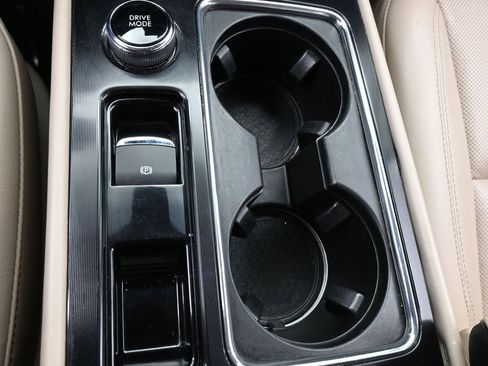 Used 2022 Lincoln Corsair Reserve image 30