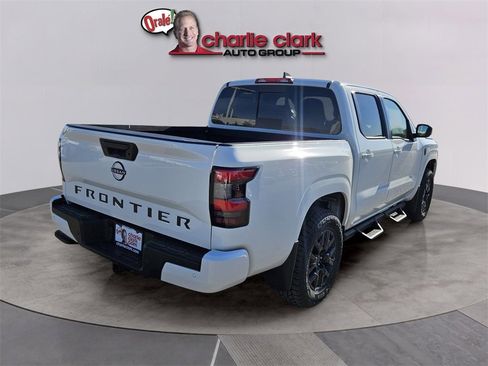 New 2026 Nissan Frontier SV w/ Tow Package image 6