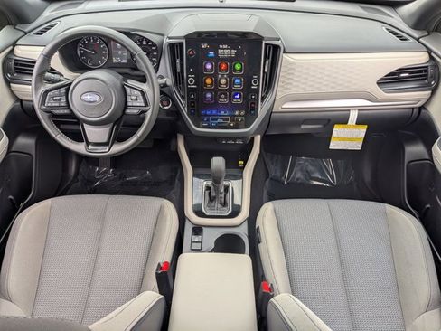 Used 2025 Subaru Forester Premium image 18