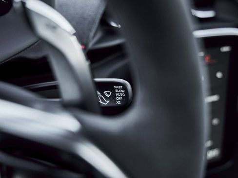 Used 2023 McLaren Artura image 56