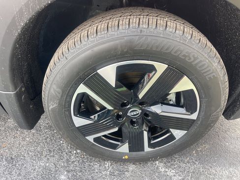 New 2026 Nissan Kicks SV w/ SV Premium Package image 27