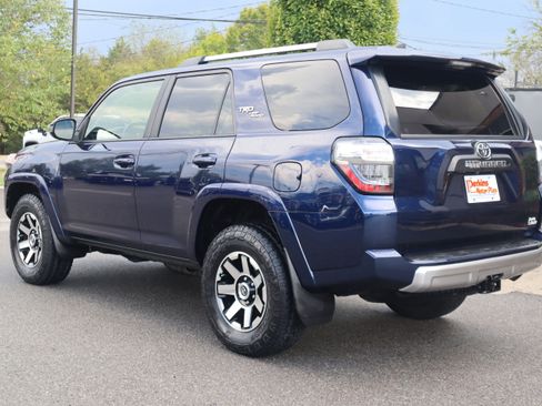 Used 2018 Toyota 4Runner TRD Off-Road image 9