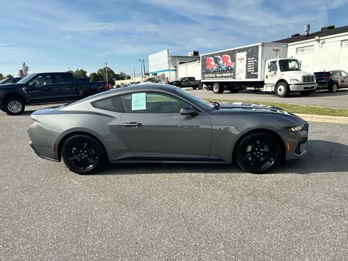 Used 2024 Ford Mustang GT image 7
