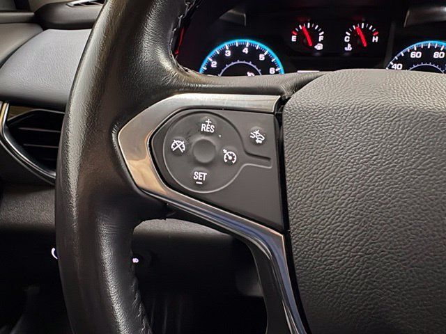 Used 2021 Chevrolet Traverse LT FWD image 53