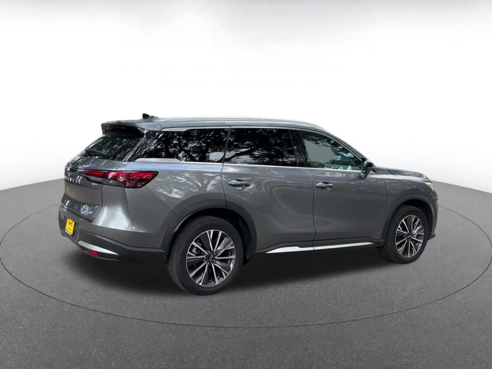 Used 2026 INFINITI QX60 Luxe FWD image 14