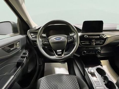 Certified 2023 Ford Escape Active image 11