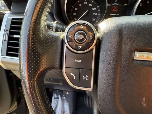 Used 2017 Land Rover Range Rover Sport SE image 21