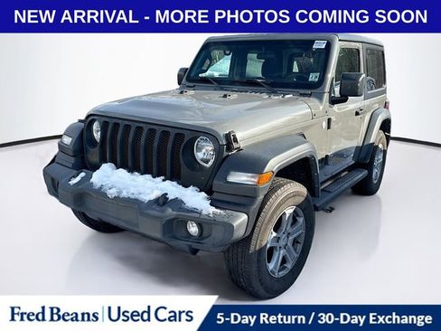 Used 2021 Jeep Wrangler Sport S image 2