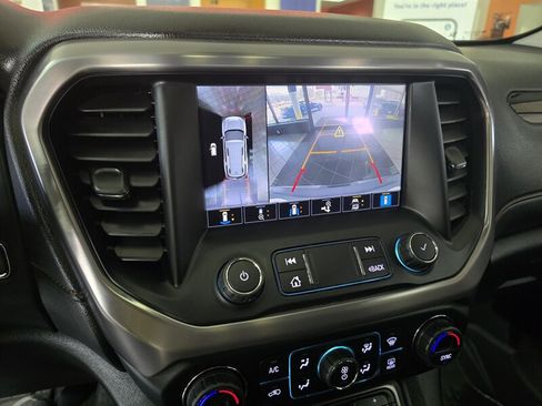 Used 2021 GMC Acadia AT4 w/ Technology Package AWD/4WD image 28