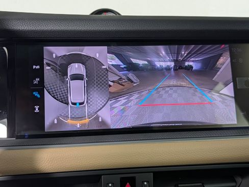 New 2026 Porsche Cayenne AWD/4WD image 32
