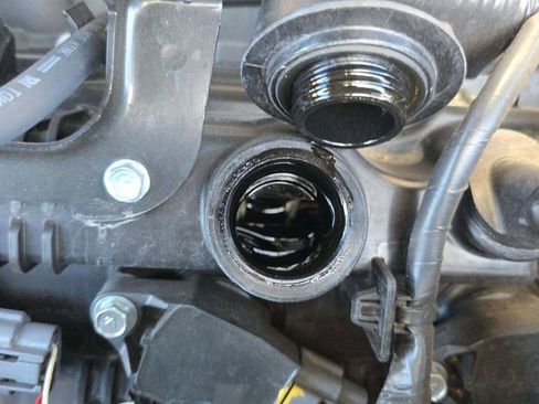 Used 2025 Nissan Pathfinder SL w/ SL Premium Package image 21