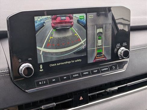 Used 2024 Mitsubishi Outlander SE image 13