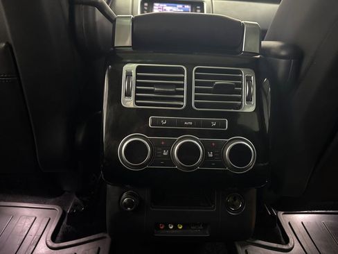 Used 2013 Land Rover Range Rover Supercharged image 20
