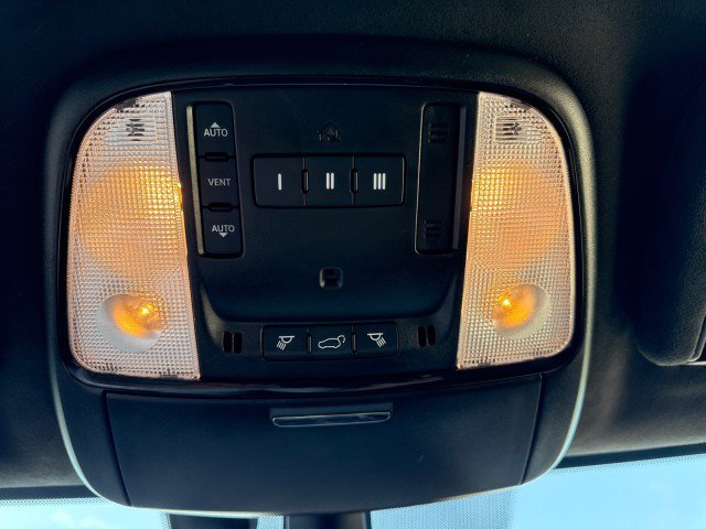 Used 2022 Dodge Durango R/T AWD/4WD image 27