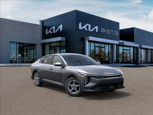New 2025 Kia K4 LXS image 30