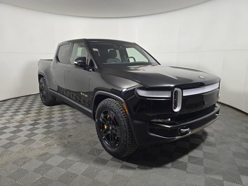 Used 2022 Rivian R1T Adventure AWD/4WD image 7