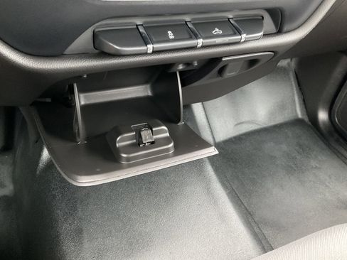 Used 2016 Chevrolet Silverado 1500 W/T image 18