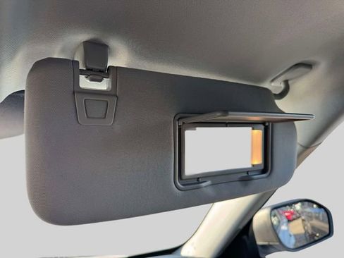 Used 2021 Ford Explorer XLT image 39