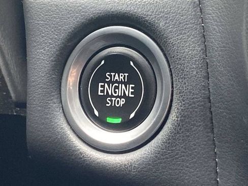 Used 2021 GMC Yukon SLE AWD/4WD image 12