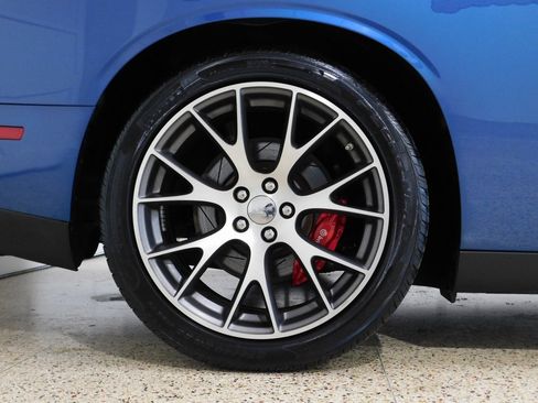 Used 2020 Dodge Challenger SRT Hellcat w/ Plus Package image 98