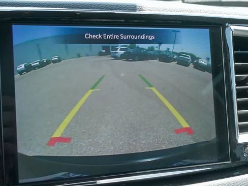 Used 2022 Chrysler Pacifica Touring-L FWD image 22