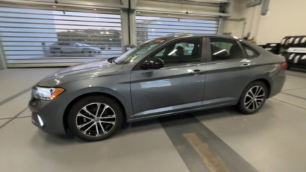 Used 2023 Volkswagen Jetta Sport FWD image 7