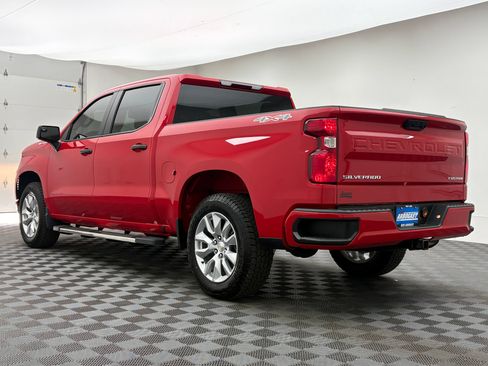 Used 2023 Chevrolet Silverado 1500 Custom AWD/4WD image 9