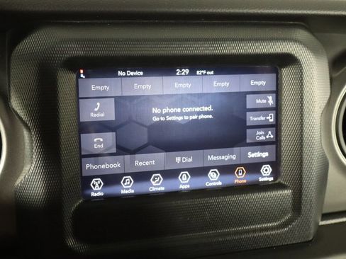 Used 2022 Jeep Wrangler Sport AWD/4WD image 36