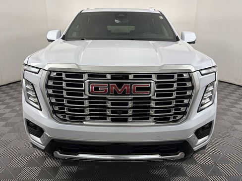 New 2026 GMC Yukon XL Denali w/ Denali Reserve Package AWD/4WD image 2