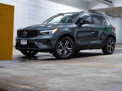 New 2026 Volvo XC40 B5 Core