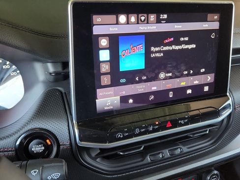 Used 2025 Jeep Compass Trailhawk image 17