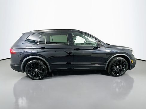 Used 2021 Volkswagen Tiguan SE R-Line AWD/4WD image 4