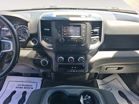 Used 2021 RAM 1500 Big Horn RWD image 11