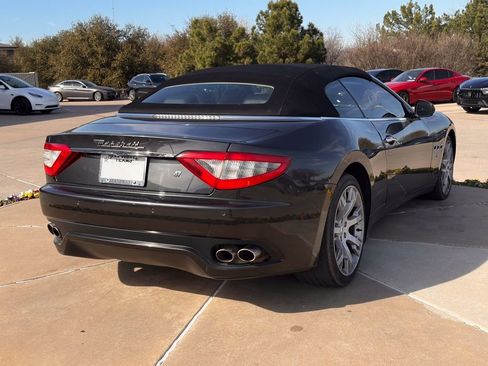 Used 2011 Maserati GranTurismo Convertible image 5
