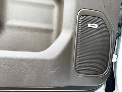 Used 2019 GMC Sierra 1500 SLT w/ SLT Premium Package image 19