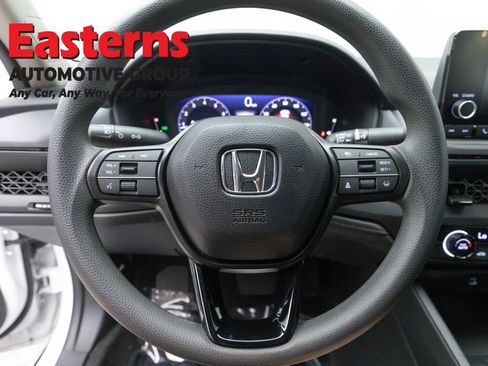 Used 2025 Honda Accord LX image 10