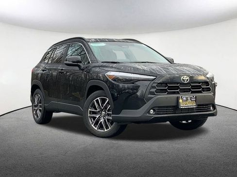 New 2026 Toyota Corolla Cross XLE image 2