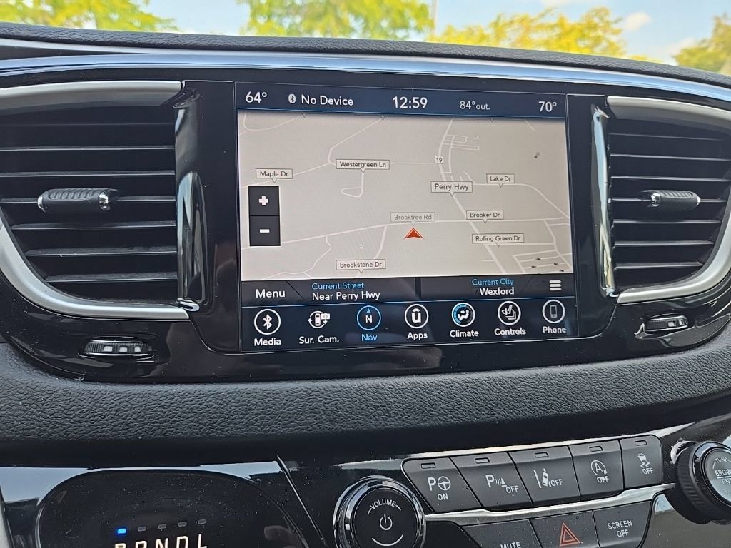 Used 2020 Chrysler Pacifica Touring-L Plus FWD image 21