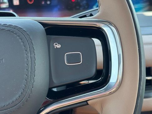 New 2026 Lincoln Navigator L Black Label AWD/4WD image 18