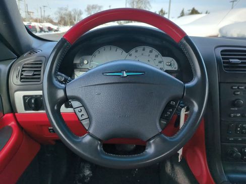 Used 2002 Ford Thunderbird image 20