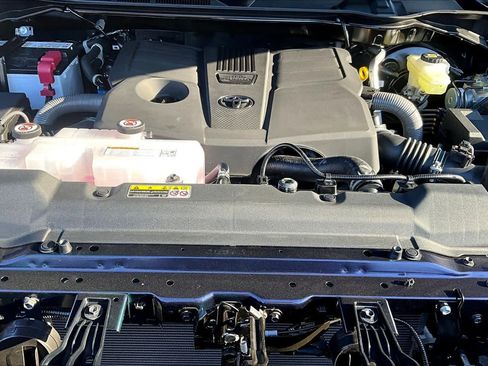 New 2026 Toyota Tundra Limited AWD/4WD image 16