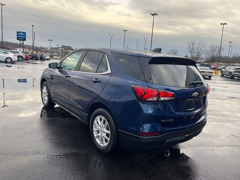 Used 2023 Chevrolet Equinox LT image 3