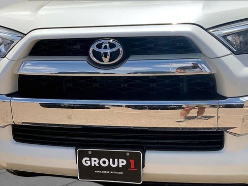 Used 2018 Toyota 4Runner Limited RWD image 30