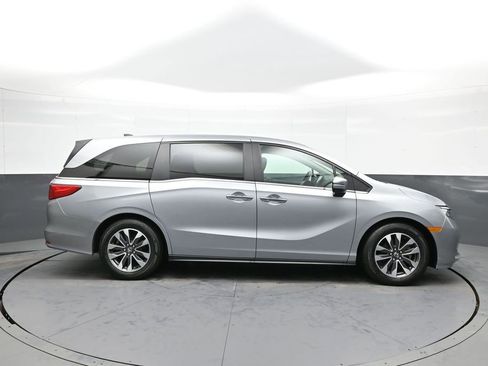 Certified 2023 Honda Odyssey EX-L image 5