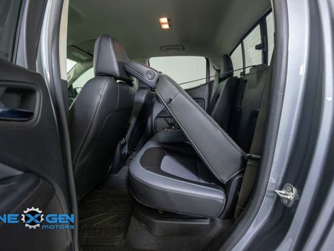 Used 2020 Chevrolet Colorado Z71 AWD/4WD image 30