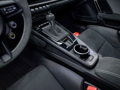 Used 2024 Porsche 911 GT3 RS image 31