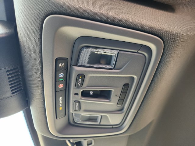 Used 2026 Chevrolet Silverado 1500 LT w/ Texas Edition Plus RWD image 27