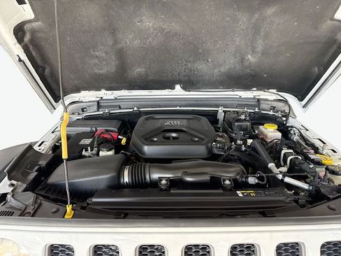 Used 2019 Jeep Wrangler Unlimited Rubicon image 30