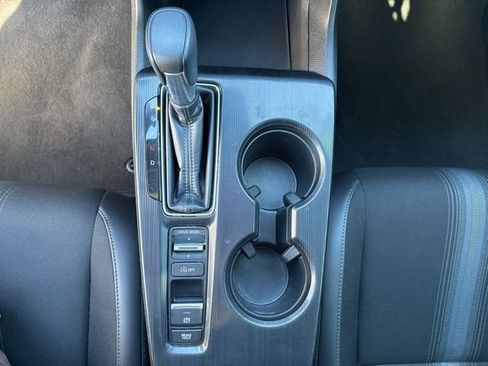 Used 2024 Honda Civic Sport image 32