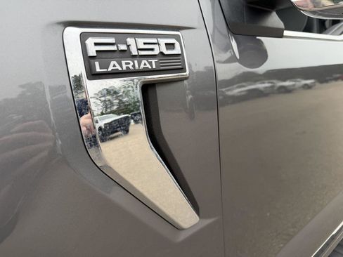 Used 2022 Ford F150 Lariat w/ Max Trailer Tow Package AWD/4WD image 25